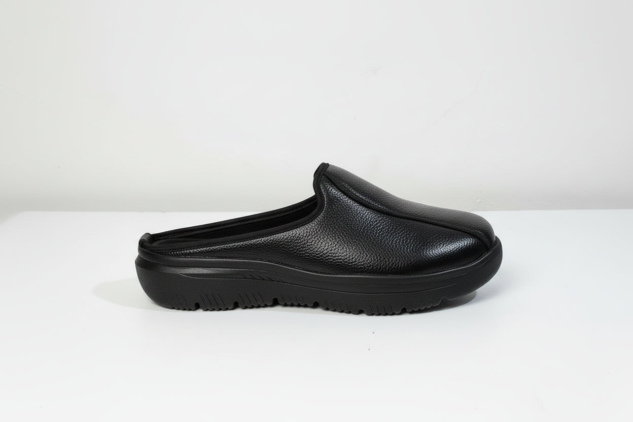 سابوة مريح للقدم السكري جلد  خفيف – راحة يومية من K&H Medical